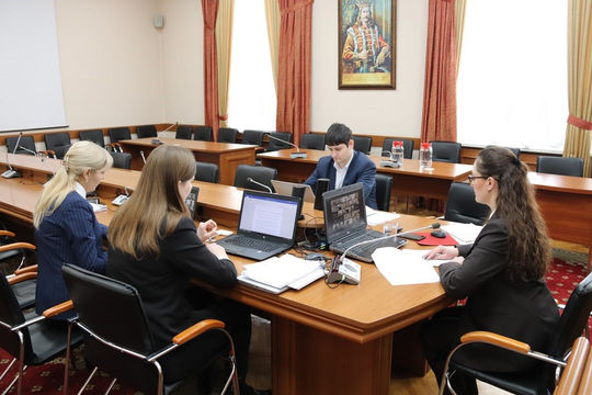 Moldova: Chú trọng kiểm toán việc quản lý thuốc và thiết bị y tế Moldova: Chú trọng kiểm toán việc quản lý thuốc và thiết bị y tế