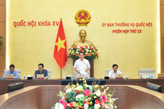 Bế mạc Phiên họp thứ 23 của Ủy ban Thường vụ Quốc hội Bế mạc Phiên họp thứ 23 của Ủy ban Thường vụ Quốc hội