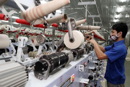 Tháo gỡ vướng mắc về vốn, lãi suất, thúc đẩy sản xuất kinh doanh Tháo gỡ vướng mắc về vốn, lãi suất, thúc đẩy sản xuất kinh doanh