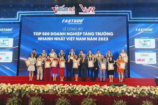Tôn vinh doanh nghiệp tăng trưởng nhanh nhất và doanh nghiệp ngành bất động sản, xây dựng