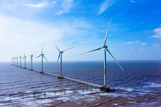 Đẩy nhanh tiến độ cấp phép các dự án điện gió, điện mặt trời đã hoàn thành