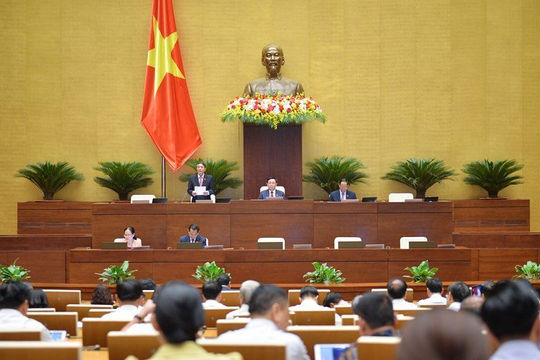 Giữ quy định giá trần, bỏ quy định giá sàn đối với dịch vụ hàng không Giữ quy định giá trần, bỏ quy định giá sàn đối với dịch vụ hàng không