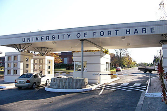 Nam Phi: Kêu gọi kiểm toán bằng cấp của cán bộ nhà nước