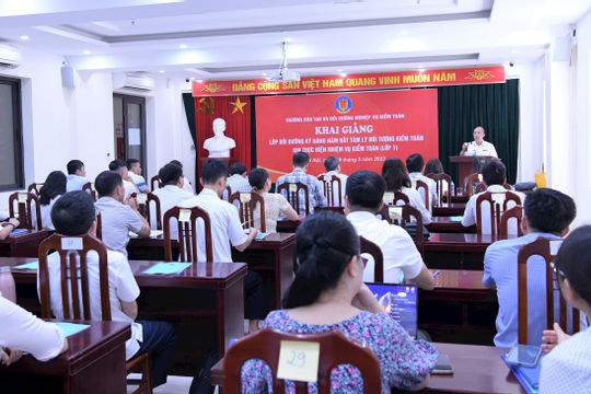 Bồi dưỡng kỹ năng nắm bắt tâm lý đối tượng kiểm toán