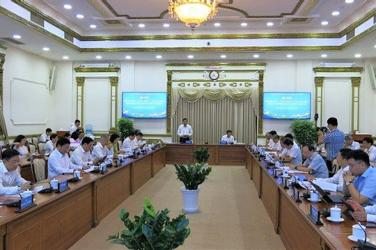 Thành phố Hồ Chí Minh triển khai đưa nghị quyết mới vào cuộc sống