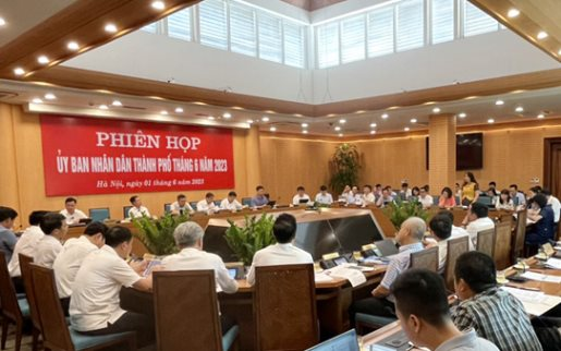 Hà Nội xem xét nhiều nội dung quan trọng về đất đai, giá nước sạch sinh hoạt