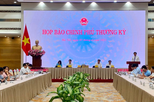 Tập trung hơn nữa để tháo gỡ khó khăn cho người dân, doanh nghiệp