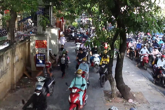 Đối mới về tư duy và hành động để bảo đảm trật tự, an toàn giao thông đường bộ 