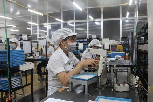 Giá trị sản xuất công nghiệp 6 tháng đầu năm tỉnh Hòa Bình ước đạt trên 21 nghìn tỷ 