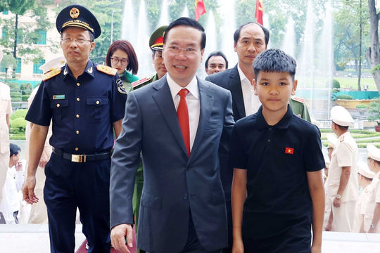 Chủ tịch nước gặp mặt các điển hình tiên tiến trong phòng, chống ma túy