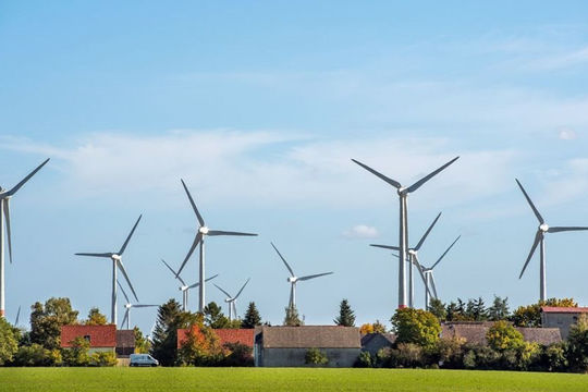 Liên minh châu Âu tăng cường phát triển năng lượng xanh