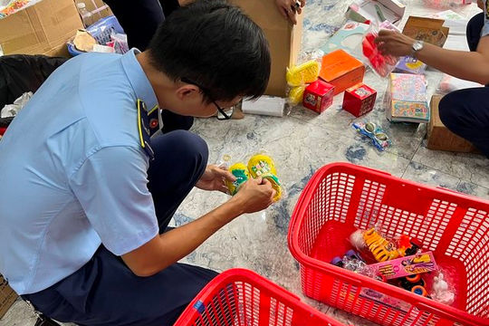 Quản lý thị trường TP. Hồ Chí Minh xử lý gần 1.600 vụ vi phạm