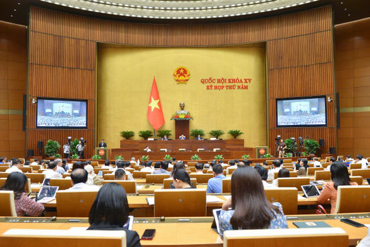 Quốc hội thông qua Luật Đấu thầu (sửa đổi)