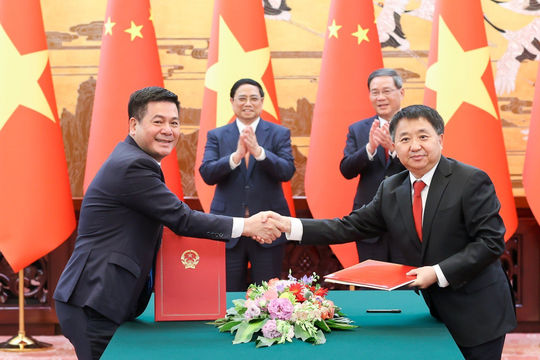 Việt Nam - Trung Quốc tăng cường hợp tác trong lĩnh vực quản lý thị trường Việt Nam - Trung Quốc tăng cường hợp tác trong lĩnh vực quản lý thị trường