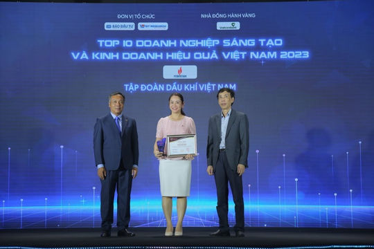 Nhiều doanh nghiệp dầu khí được vinh danh nhờ sáng tạo và kinh doanh hiệu quả Nhiều doanh nghiệp dầu khí được vinh danh nhờ sáng tạo và kinh doanh hiệu quả