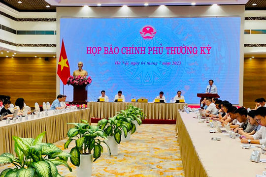 Khắc phục tình trạng sản xuất kinh doanh trì trệ, tìm kiếm thị trường mới