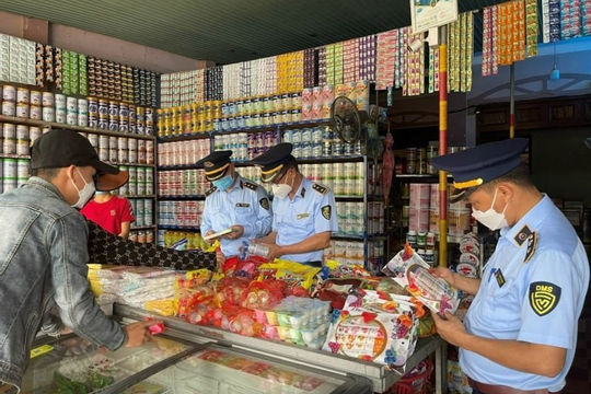 Quản lý thị trường xử lý 23.714 vụ vi phạm, thu nộp ngân sách 226 tỷ đồng