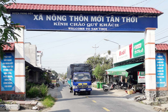 Xây dựng nông thôn mới gắn liền với nâng cao đời sống người dân Xây dựng nông thôn mới gắn liền với nâng cao đời sống người dân