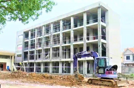 Quyết liệt tháo gỡ các khó khăn, vướng mắc để đẩy mạnh tiến độ các dự án Quyết liệt tháo gỡ các khó khăn, vướng mắc để đẩy mạnh tiến độ các dự án