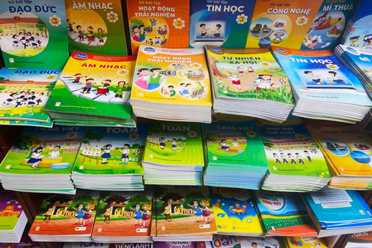 Đảm bảo cung ứng đủ sách giáo khoa cho năm học mới Đảm bảo cung ứng đủ sách giáo khoa cho năm học mới