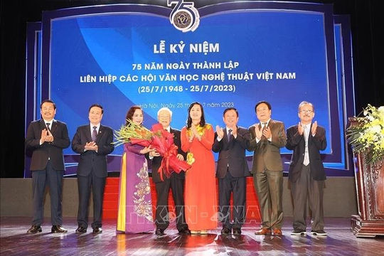 Huy động mọi nguồn lực để văn học nghệ thuật phát triển mạnh mẽ