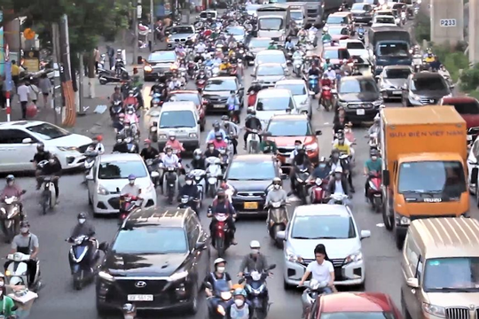 Lồng ghép mục tiêu an toàn giao thông vào các quy hoạch sử dụng đất Lồng ghép mục tiêu an toàn giao thông vào các quy hoạch sử dụng đất