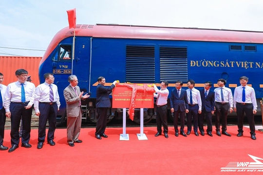 Khởi động tàu chuyên tuyến Thạch Gia Trang - Yên Viên