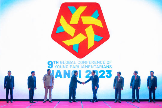Công bố Logo, Bộ nhận diện và Website Hội nghị Nghị sĩ trẻ toàn cầu lần thứ 9