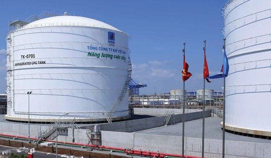 Đốc thúc triển khai các dự án điện khí LNG tại các địa phương