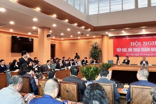 Cải thiện môi trường đầu tư kinh doanh, nâng cao năng lực cạnh tranh cho doanh nghiệp  Cải thiện môi trường đầu tư kinh doanh, nâng cao năng lực cạnh tranh cho doanh nghiệp
