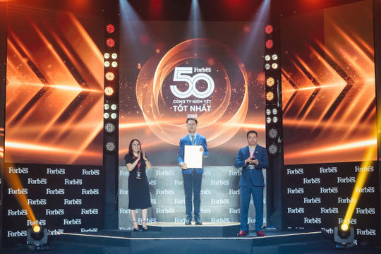 SABECO lần thứ 6 góp mặt trong danh sách 50 công ty niêm yết tốt nhất năm 2023 của Forbes Việt Nam SABECO lần thứ 6 góp mặt trong danh sách 50 công ty niêm yết tốt nhất năm 2023 của Forbes Việt Nam