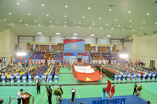 Tuần lễ Văn hóa Dầu khí lần thứ XIV: "Nhân viên khỏe, doanh nghiệp mạnh" Tuần lễ Văn hóa Dầu khí lần thứ XIV: "Nhân viên khỏe, doanh nghiệp mạnh"