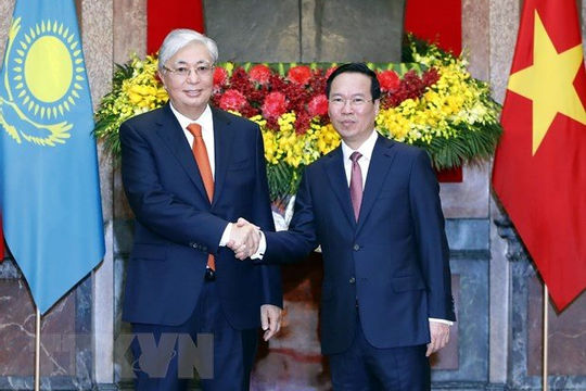 Chủ tịch nước chủ trì Lễ đón chính thức Tổng thống Cộng hòa Kazakhstan