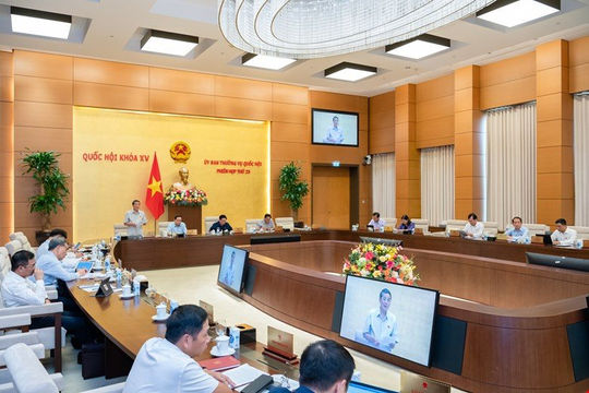 Tổng Liên đoàn Lao động Việt Nam có nên đầu tư dự án nhà ở xã hội?