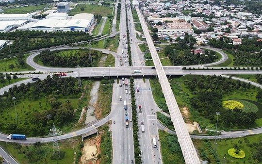 Rà soát việc kết nối với các tuyến đường bộ cao tốc
