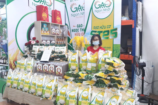 Doanh thu bán lẻ hàng hóa 8 tháng ước đạt 3.175,5 nghìn tỷ đồng