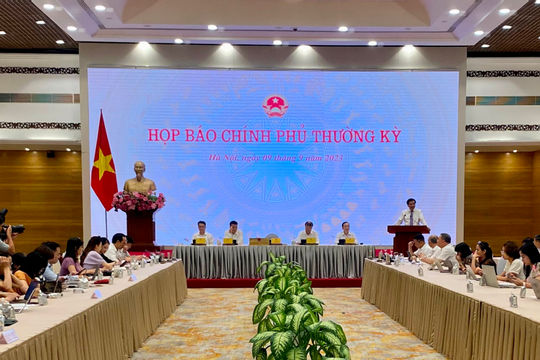 Ưu tiên thúc đẩy tăng trưởng, tập trung tháo gỡ khó khăn cho sản xuất kinh doanh