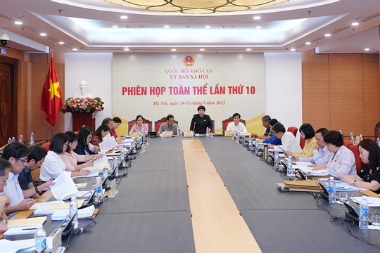 Đồng bộ nhiều giải pháp để mở rộng độ bao phủ bảo hiểm xã hội Đồng bộ nhiều giải pháp để mở rộng độ bao phủ bảo hiểm xã hội