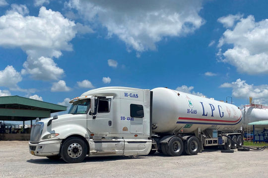 PV GAS TRADING: Hoàn thành kế hoạch sản lượng kinh doanh LPG năm 2023 - Chào mừng 33 năm thành lập PV GAS  PV GAS TRADING: Hoàn thành kế hoạch sản lượng kinh doanh LPG năm 2023 - Chào mừng 33 năm thành lập PV GAS