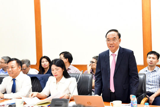 Hoàn thiện pháp luật kiểm toán nhà nước nâng cao hiệu lực, hiệu quả phòng, chống tham nhũng, lãng phí ở Việt Nam