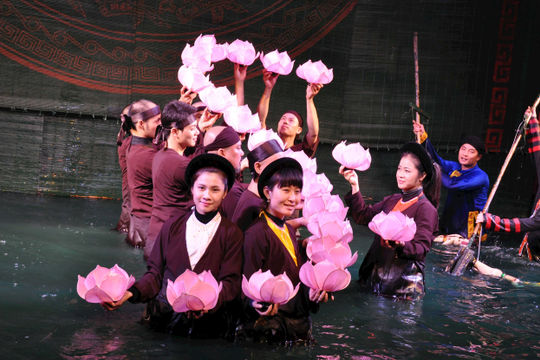 Phát triển văn hóa - ngành công nghiệp triệu đô, bắt đầu từ cơ chế