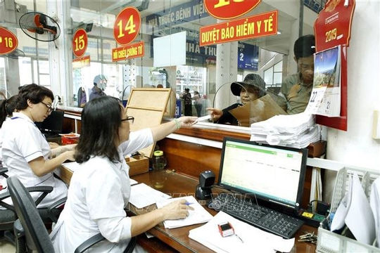 Triển khai hiệu quả các giải pháp phát triển người tham gia bảo hiểm Triển khai hiệu quả các giải pháp phát triển người tham gia bảo hiểm