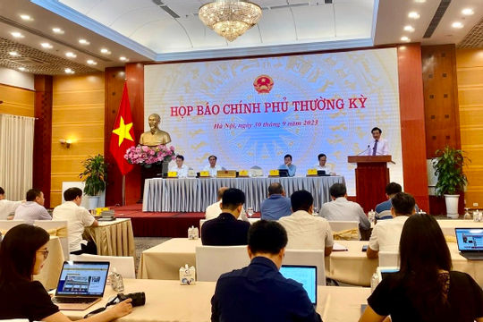 Ưu tiên thúc đẩy tăng trưởng gắn với bảo đảm ổn định kinh tế vĩ mô