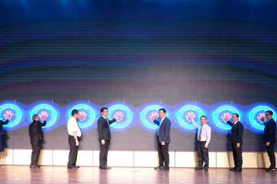 Đà Nẵng: Khai mạc Ngày hội Khởi nghiệp đổi mới sáng tạo - SURF 2023