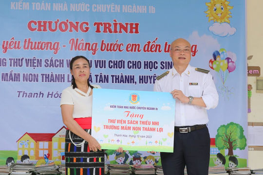 Kiểm toán nhà nước chuyên ngành Ib: Sẻ chia, lan toả qua hành trình thiện nguyện “Kết nối yêu thương - Nâng bước em đến trường”