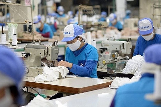 Đề xuất giảm tỷ lệ đóng bảo hiểm xã hội của doanh nghiệp và người lao động Đề xuất giảm tỷ lệ đóng bảo hiểm xã hội của doanh nghiệp và người lao động