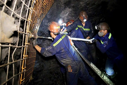 TKV đảm bảo các chính sách bảo hiểm cho người lao động