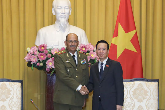 Chủ tịch nước tiếp Tổng Tham mưu trưởng, Thứ trưởng Bộ các Lực lượng vũ trang cách mạng Cuba