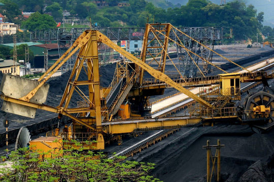 Tập đoàn Than - Khoáng sản Việt Nam (TKV): Lợi nhuận 10 tháng đạt 4.000 tỉ đồng Tập đoàn Than - Khoáng sản Việt Nam (TKV): Lợi nhuận 10 tháng đạt 4.000 tỉ đồng