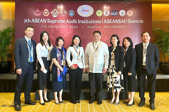 Phó Tổng Kiểm toán nhà nước Hà Thị Mỹ Dung tiếp song phương và tiếp xúc bên lề với các Cơ quan Kiểm toán tối cao